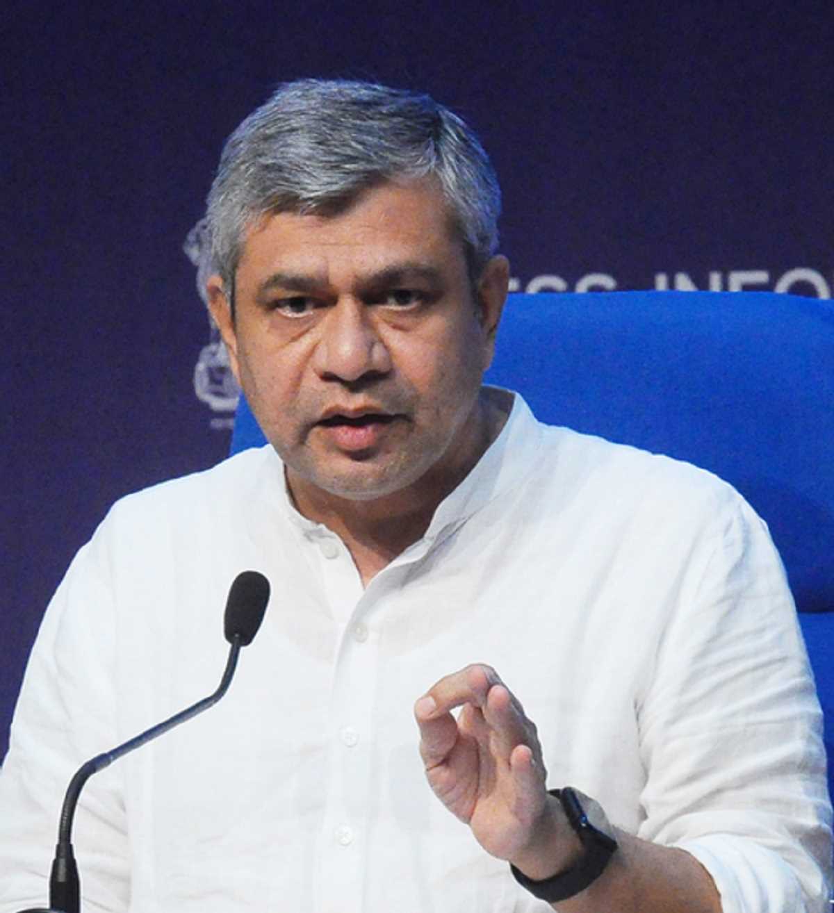 नई दिल्ली स्टेशन भगदड़ मामला : अश्विनी वैष्णव कर सकते हैं उच्च स्तरीय बैठक